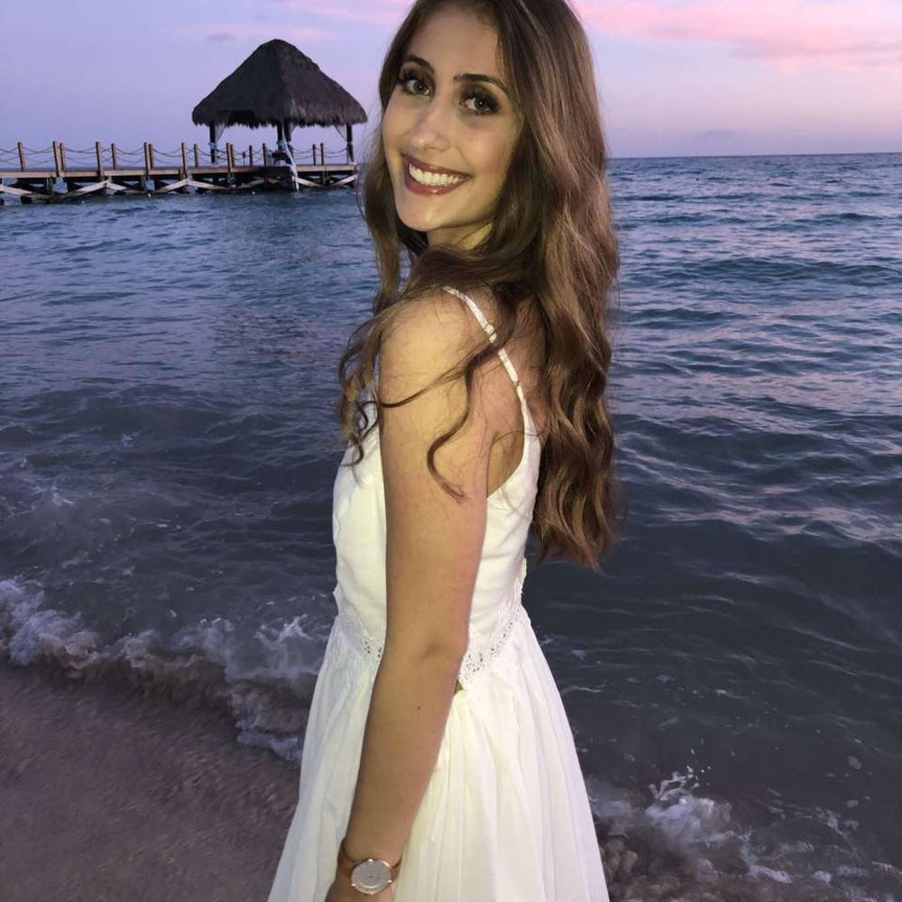 Meet your Posher, Sophia